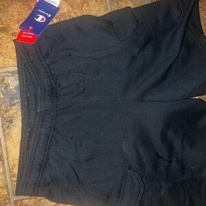 Men’s Champion Black Cargo Sweat Shorts New Medium